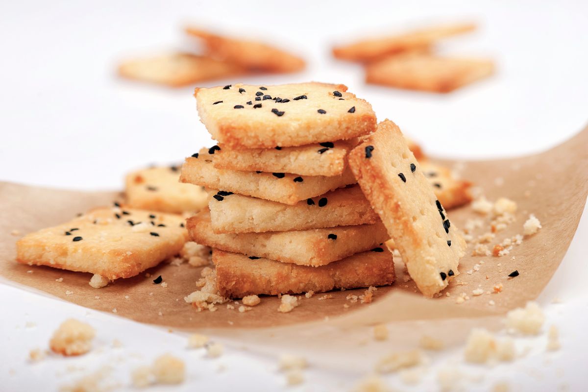 Gluten-free savory biscuits