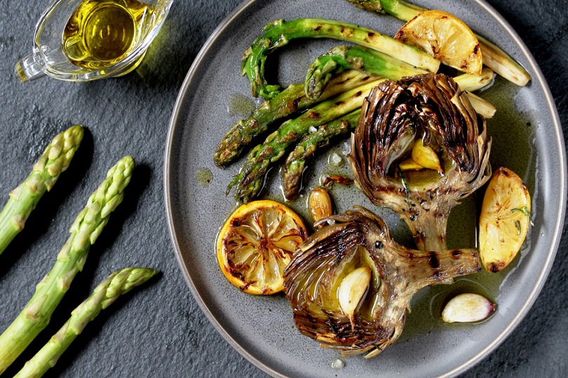 Carciofi con aglio e limone