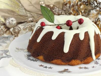 Ciambellone bicolore di Natale: la ricetta per torte natalizie buonissime!