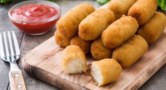 Crocchette di patate: la ricetta per un finger food sfiziosissimo