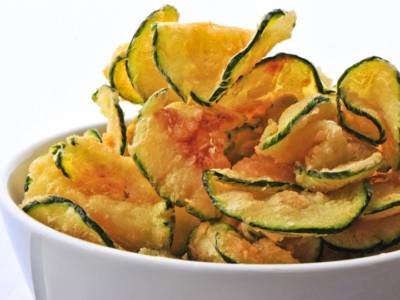 Zucchine fritte in pastella croccante: la ricetta per un contorno facilissimo!