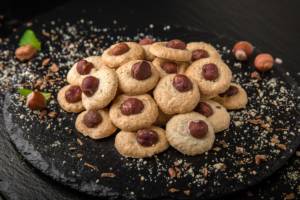 Biscotti con nocciole