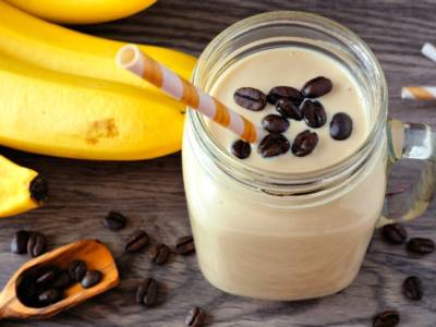 Frullato banana e caffè: perfetto per un momento di pausa!