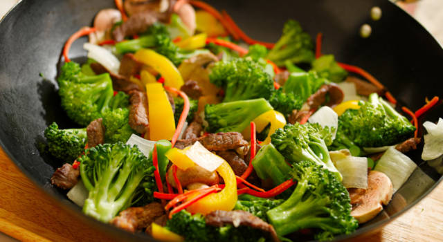 Spezzatino con broccoli e funghi: una ricetta molto particolare!