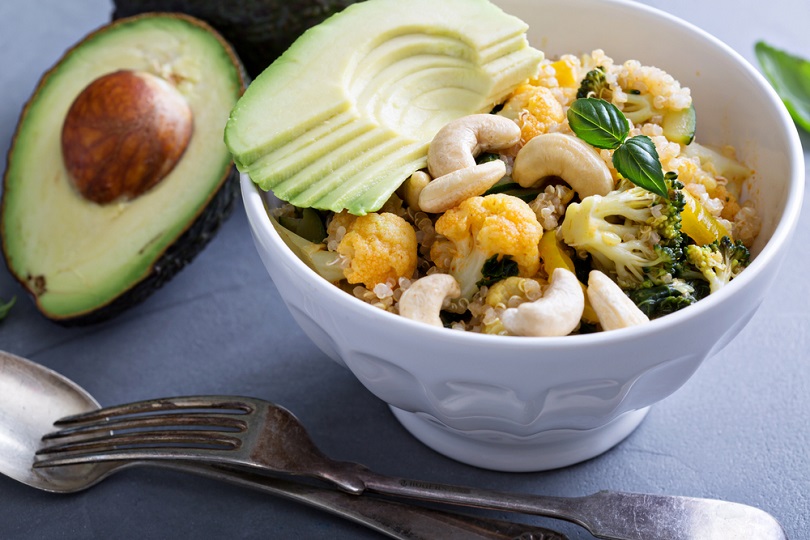 Insalata di quinoa con broccoli