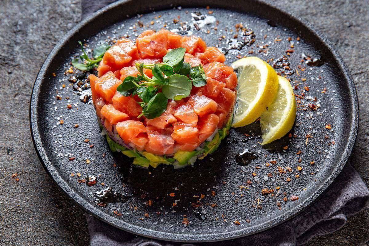 tartare salmone e avocado