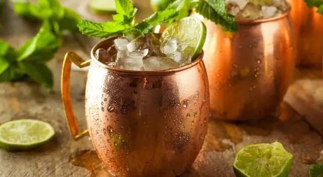 La Ricetta Del Moscow Mule Il Cocktail A Base Di Vodka Ginger Beer E Lime