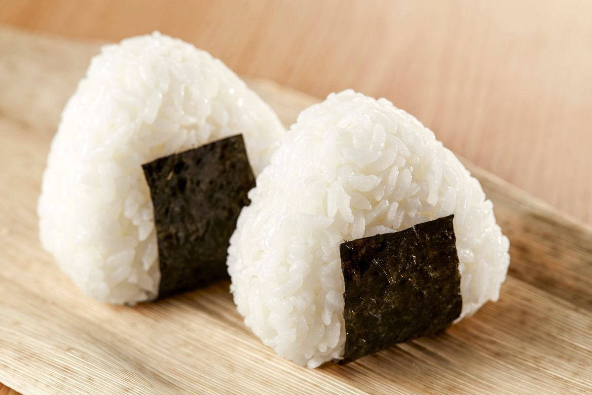 What are onigiri, the recipe for Japanese rice balls