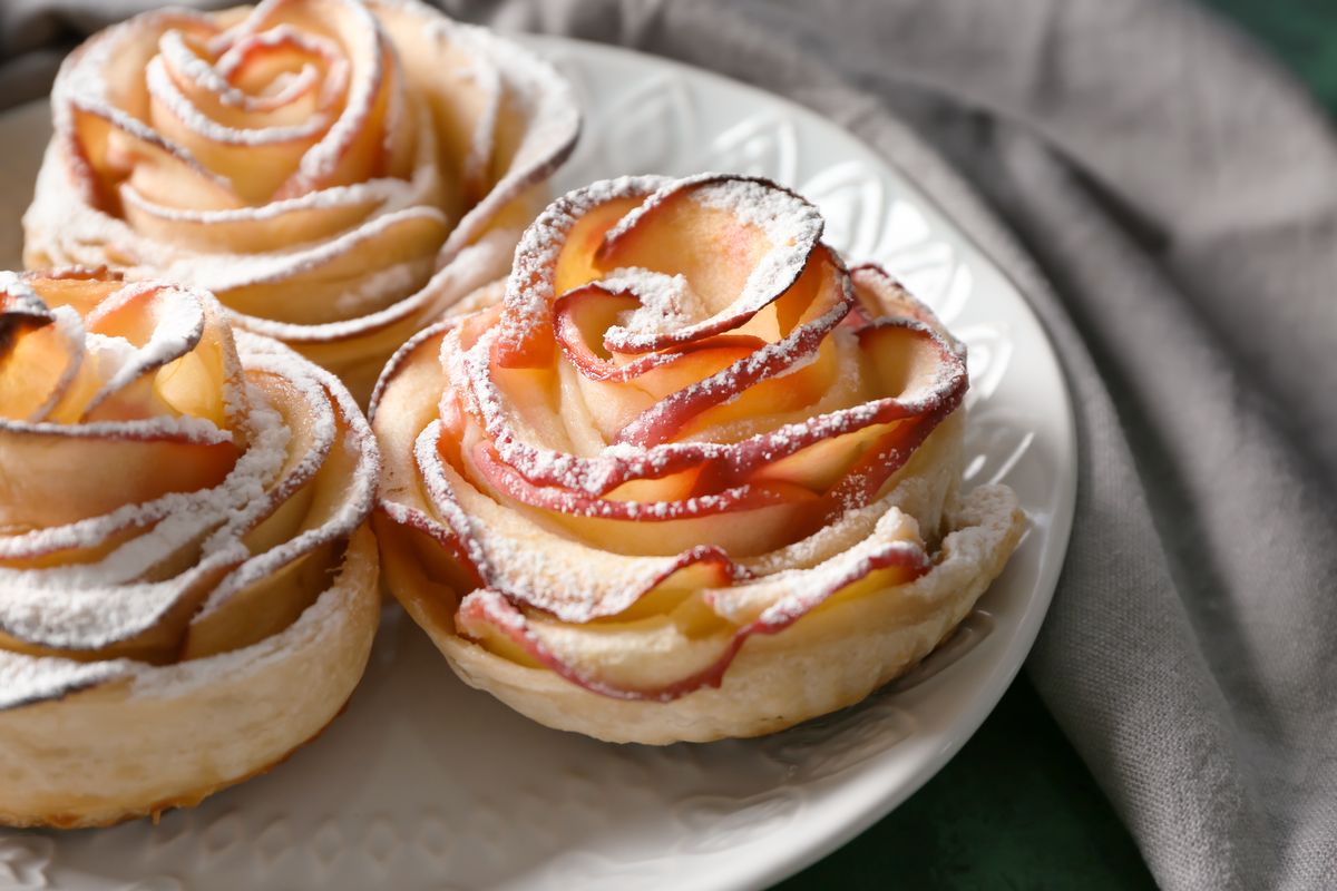 Apple Roses