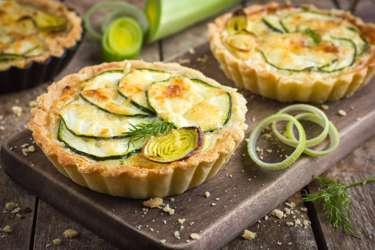 Savory pie with zucchini