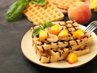 Waffle con frutta fresca e cioccolato: una vera bontà!