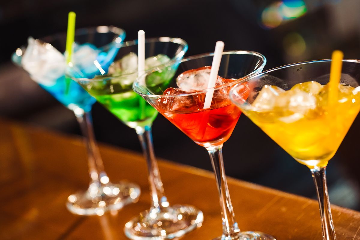 Cocktail colorati con glitter
