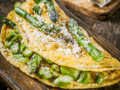 Omelette con asparagi