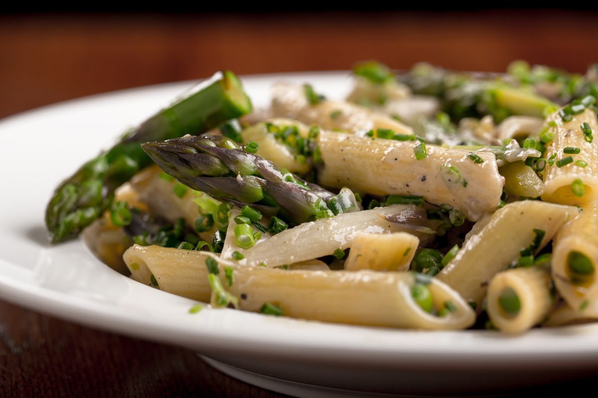 Pasta asparagi e pancetta