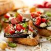 Crostini melanzane e feta