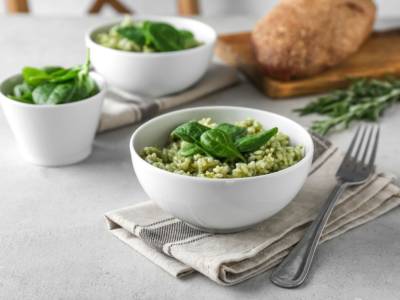 Risotto con alga spirulina: una ricetta per scoprire un ingrediente insolito!