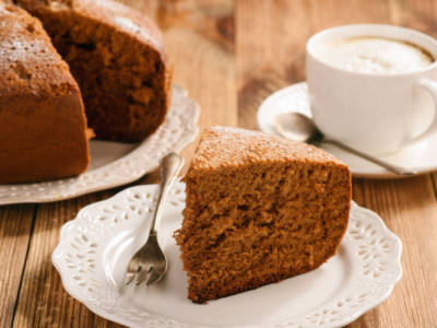 Impossibile resistere alla torta al caffè senza glutine: provatela!