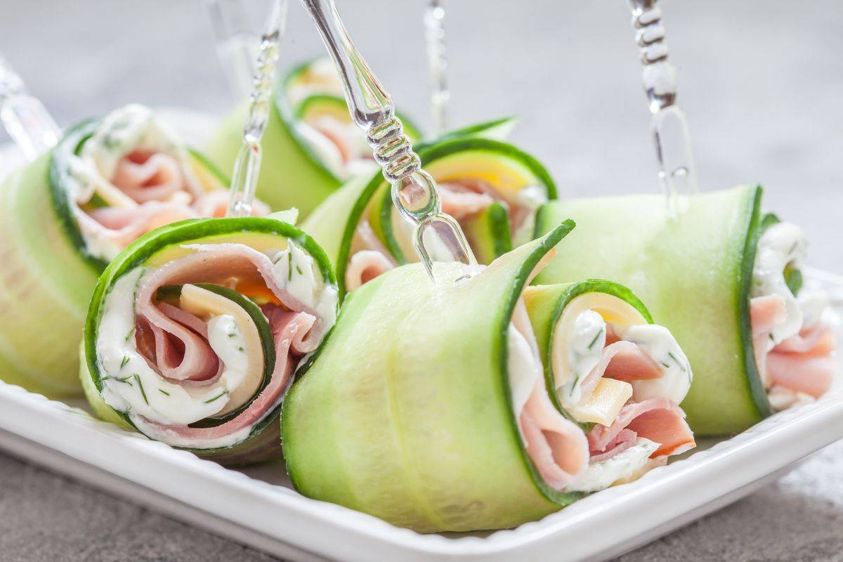 rolls of zucchini and ham