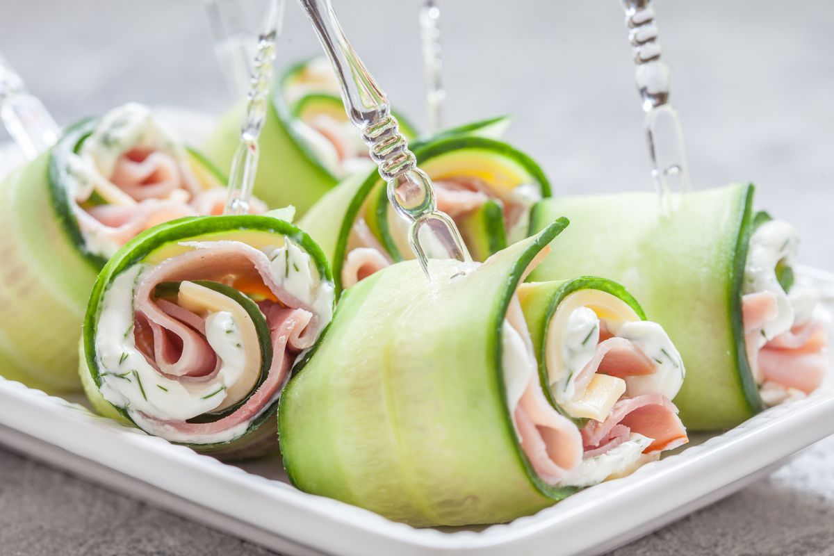 rolls of zucchini and ham