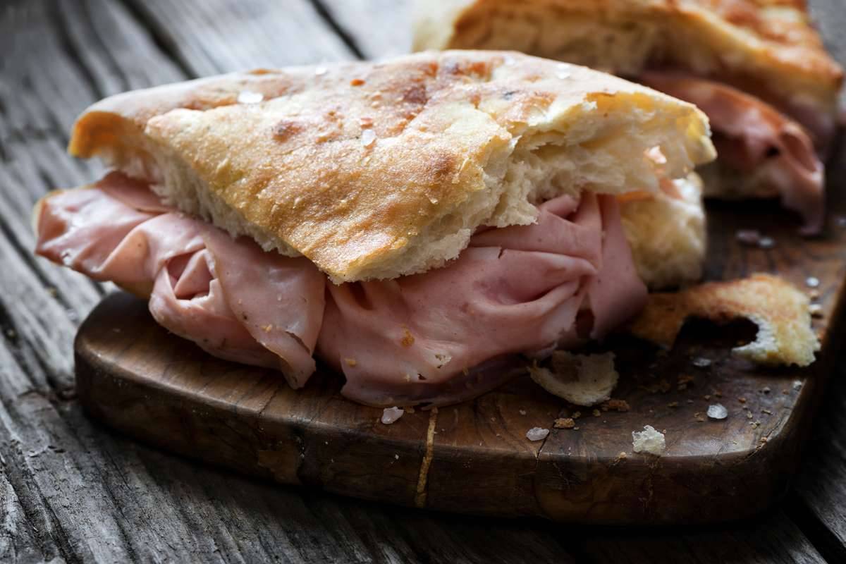 Pizza Bianca Romana Ecco Come Prepararla Con La Ricetta Originale