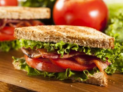 BLT sandwich