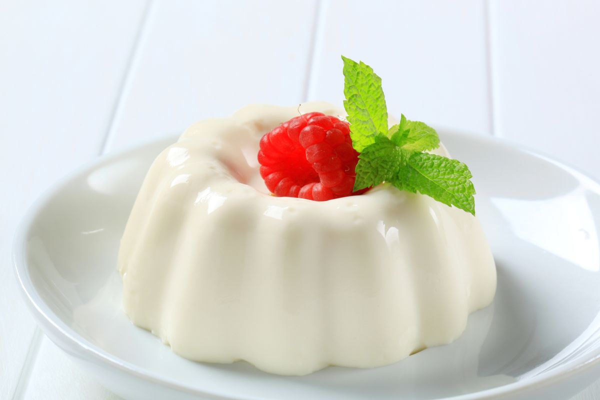 White chocolate pudding