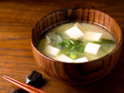 Come si fa la zuppa di miso, un piatto che sa di Oriente!