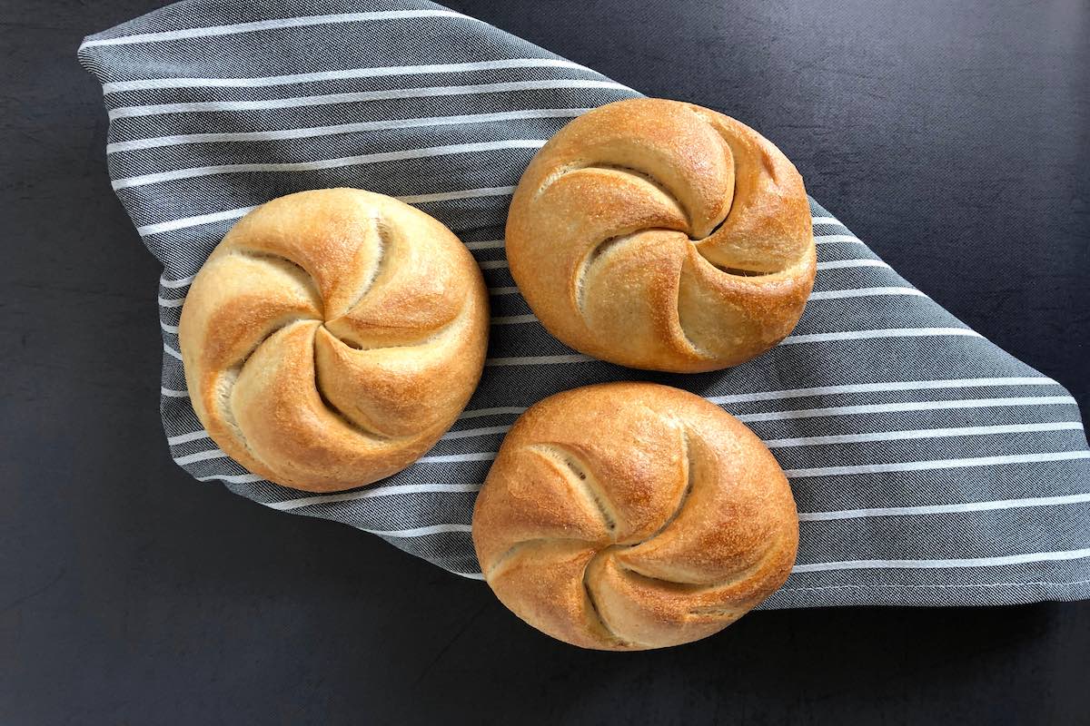 kaisersemmel bread for dumplings