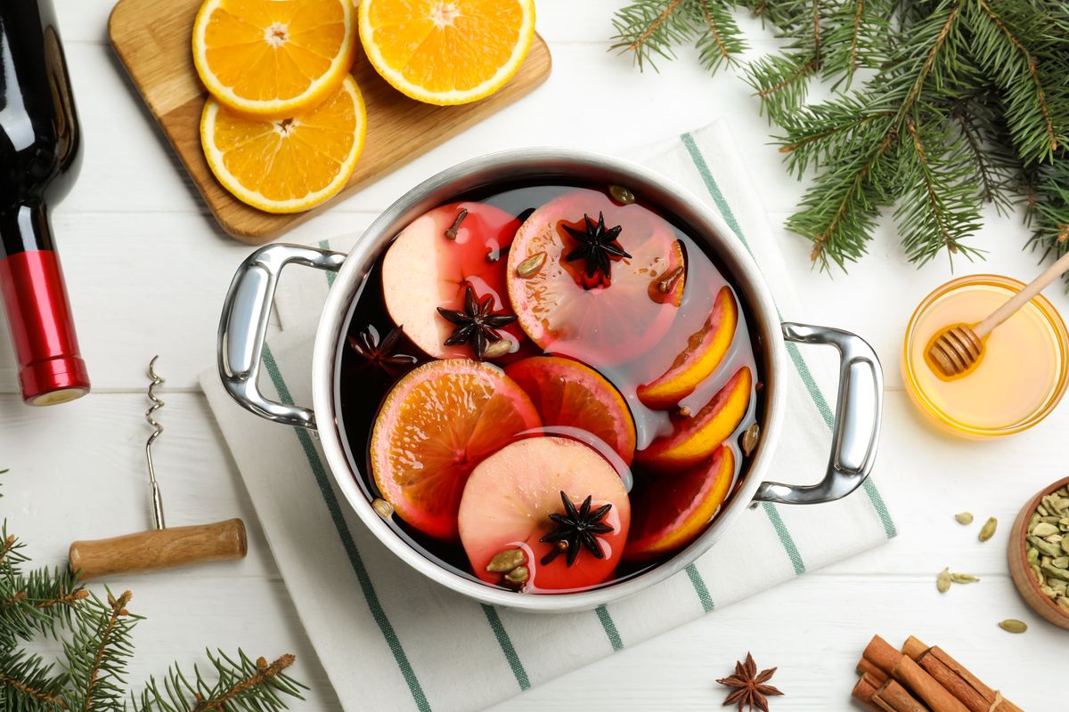 Spices and aromas of mulled wine