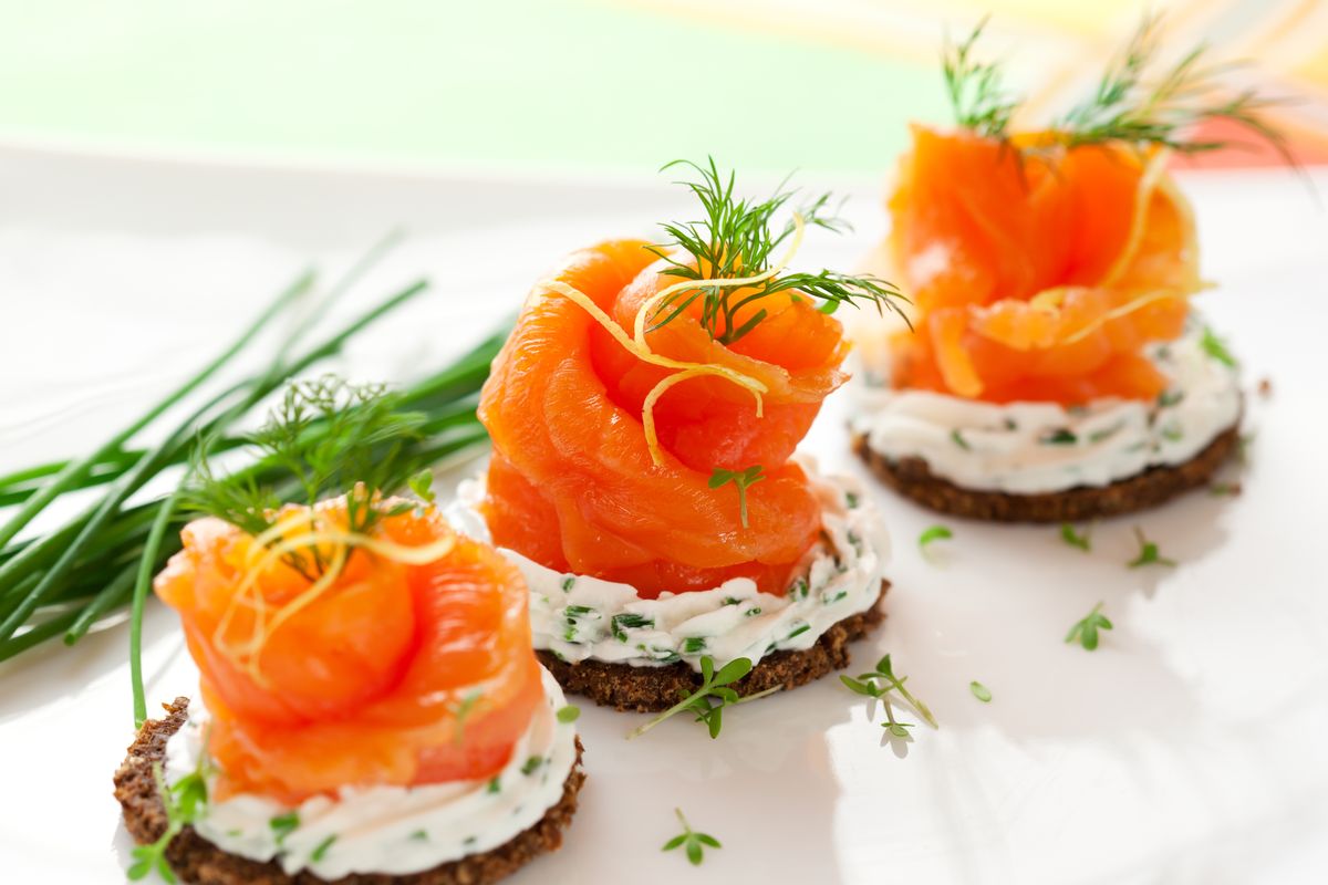 salmon canapés