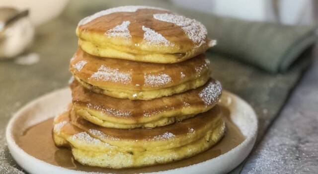 Vi presentiamo la video ricetta dei pancake giapponesi: guardate che belli!