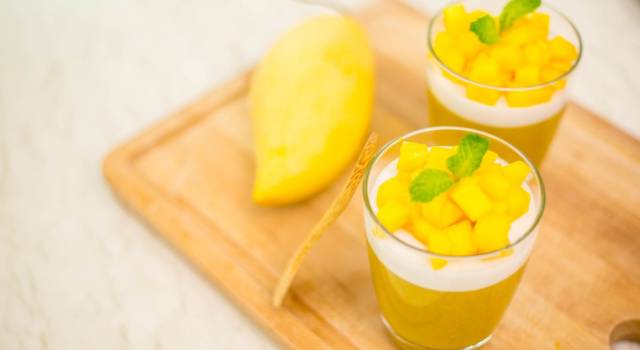 Dolcetto al mango con panna di cocco senza glutine: delicato e delizioso!
