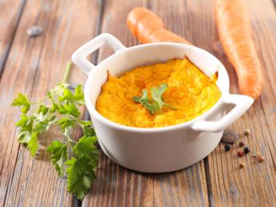 Flan di carote e patate con Parmigiano: un antipasto da favola