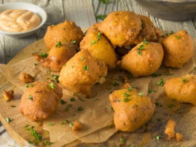 Frittelle salate: la ricetta base e 5 varianti