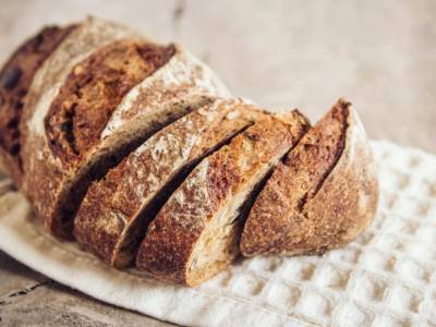 Pane di grano saraceno alle cipolle: dovete provarlo!
