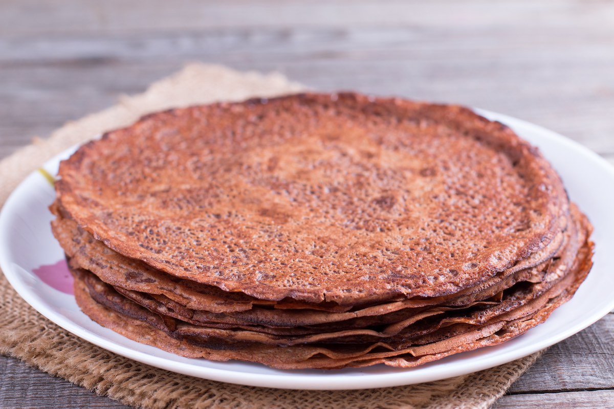 Vegan chocolate crepes