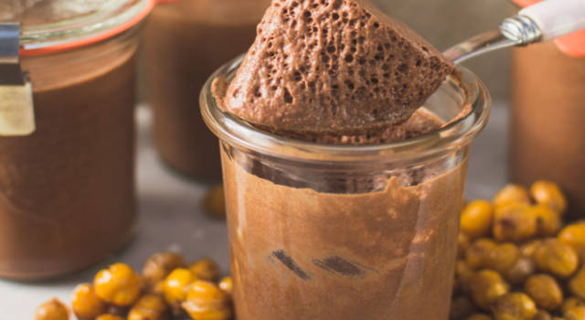 Mousse al cioccolato veg: una ricetta che vi conquisterà al primo assaggio