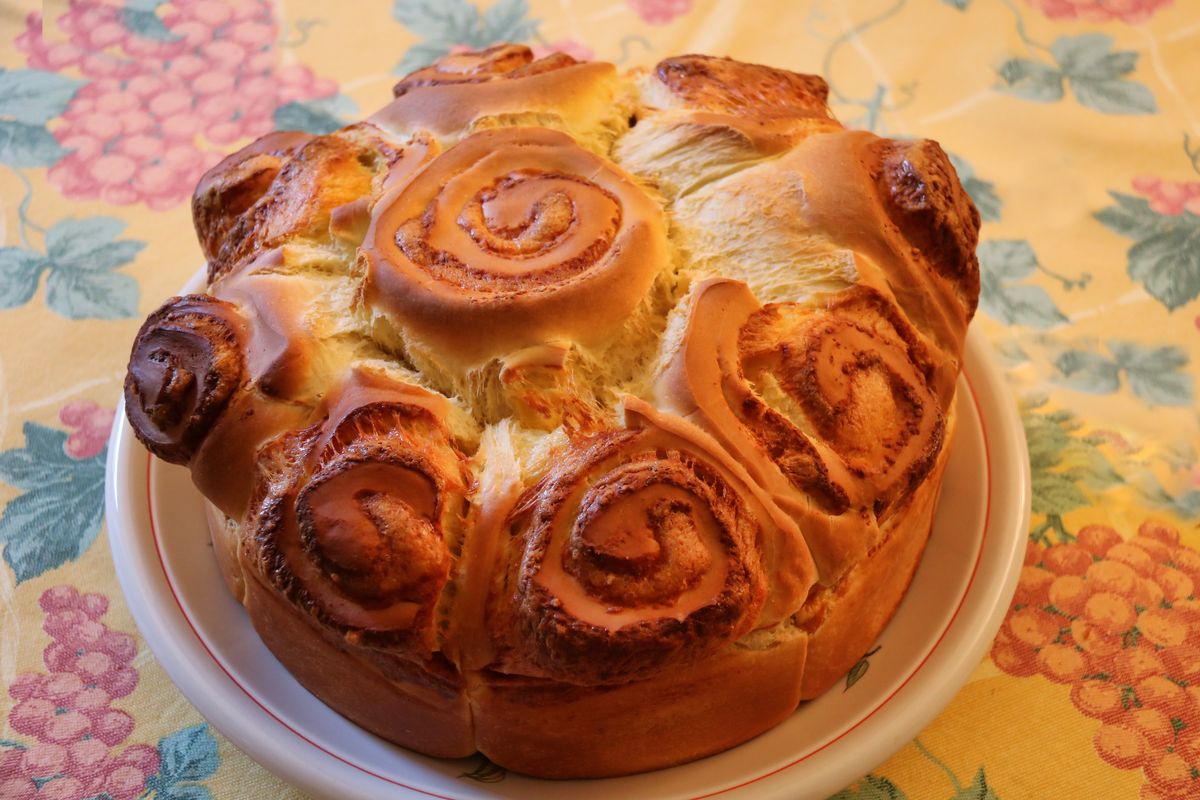 savory rose cake