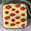Foto e video del tiramisù di fragole: la variante primaverile del dolce tradizionale