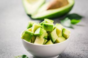 avocado a cubetti