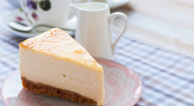 Cheesecake al mascarpone: cremosa, golosa e facilissima