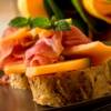 Panino con prosciutto e melone