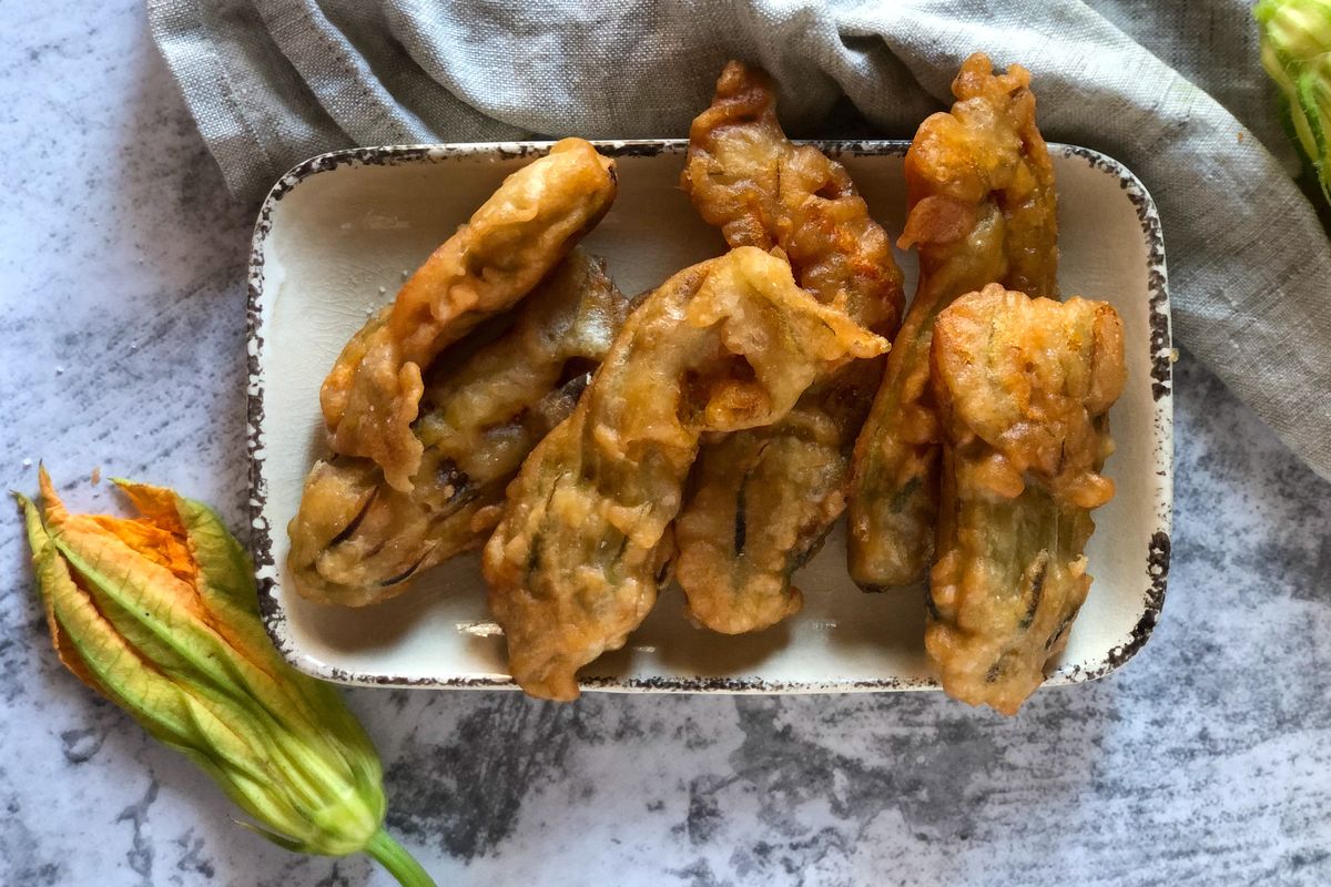 Fiori di zucca in pastella