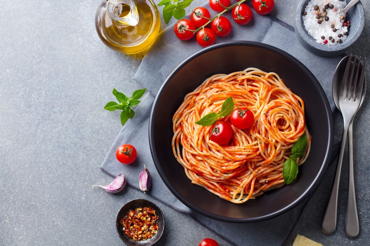 Spaghetti all'assassina: la ricetta barese della pasta risottata piccante