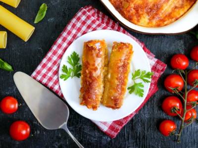 Cannelloni ripieni alla napoletana