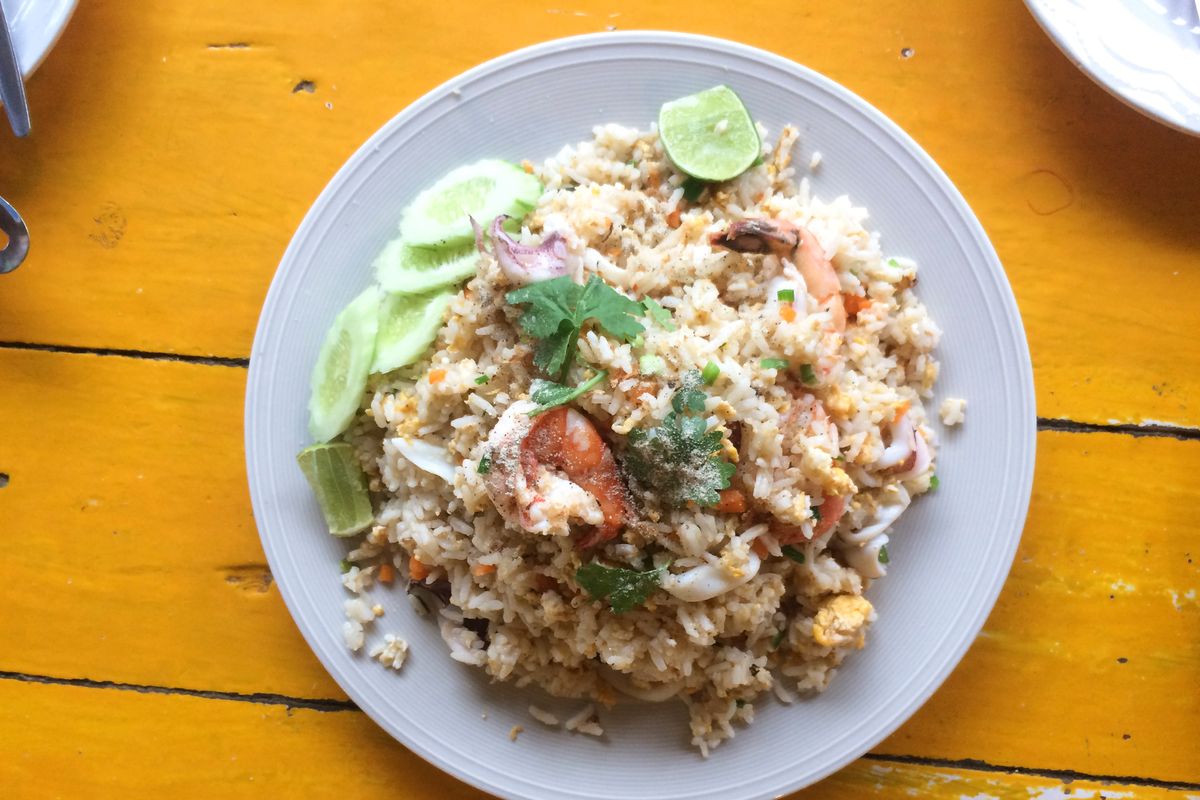 Rice salad with fish