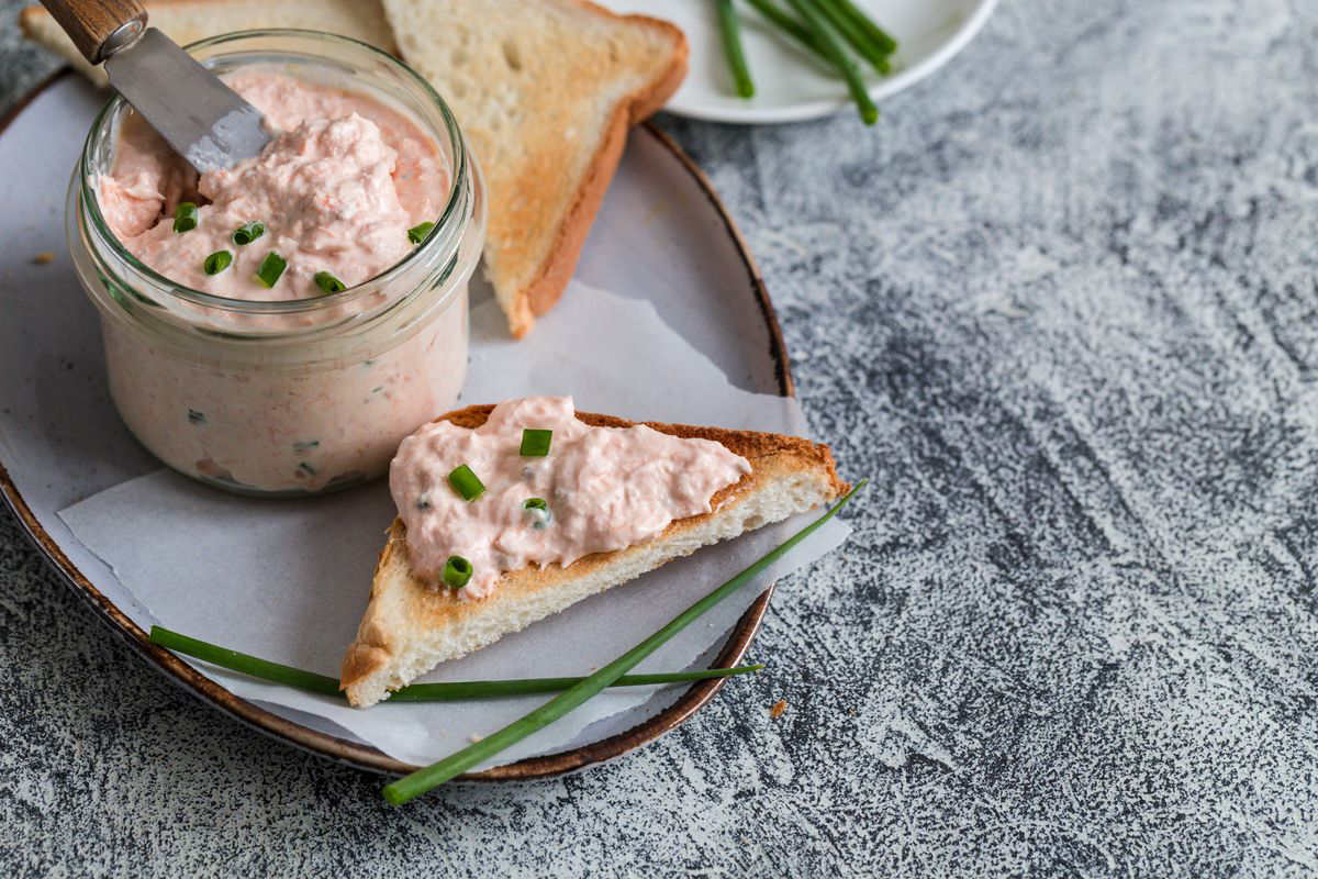 Salmon mousse