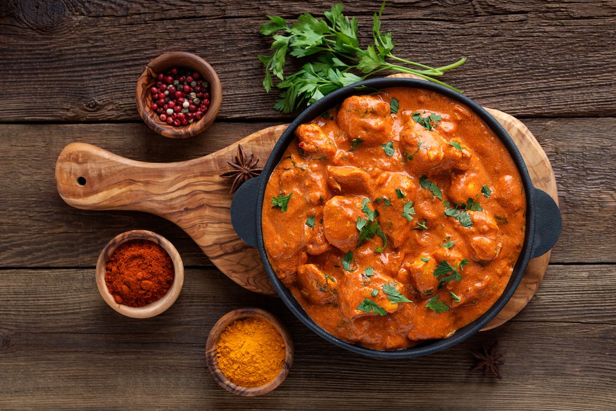 Pollo tikka masala: come prepararlo con la ricetta originale indiana.