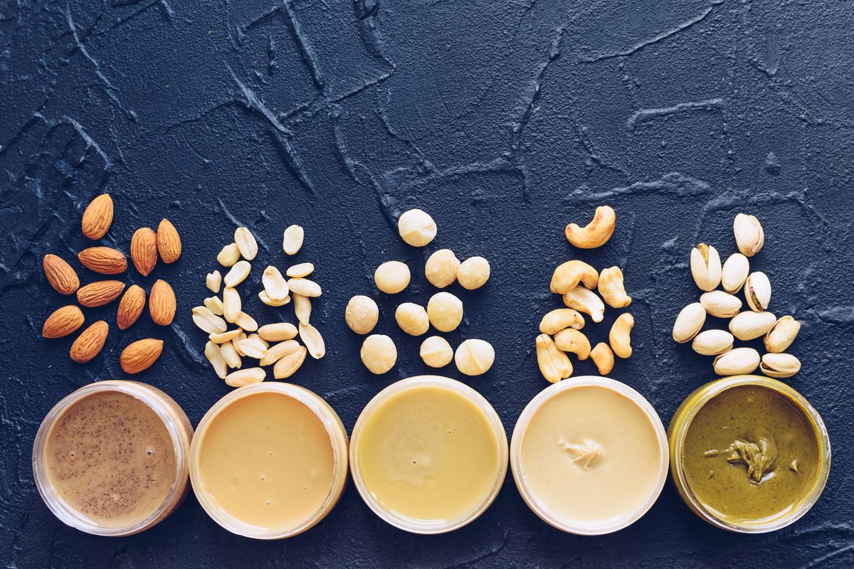 Burro di frutta secca: come farlo con mandorle, arachidi, noci