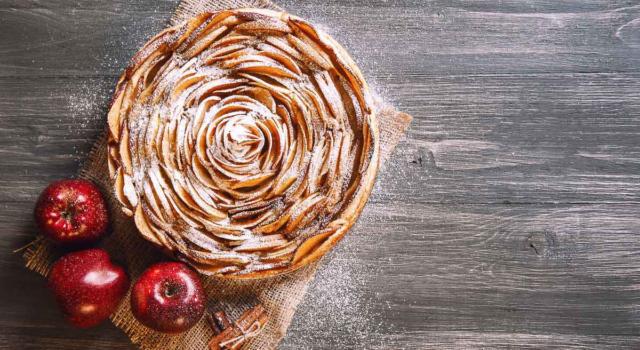 Come si fa la torta di mele di Carlo Cracco? Ecco la ricetta